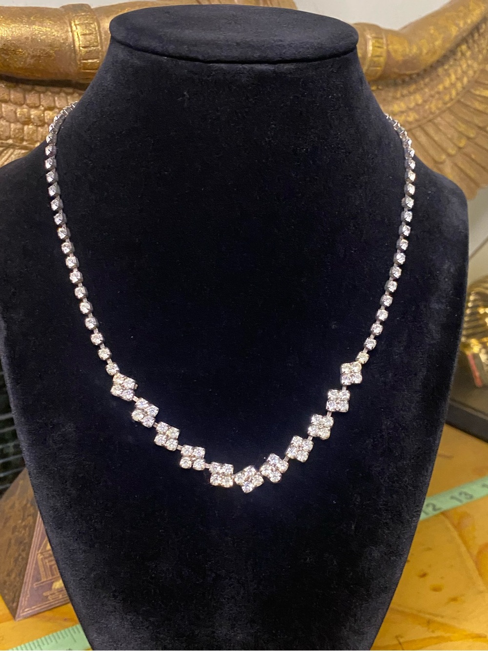 Vintage Crystal Necklace - Sparkling White Stones